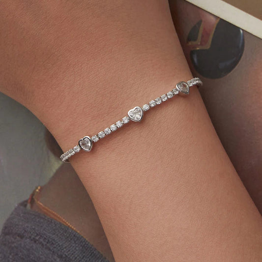Elegant Heart Chain Bracelet