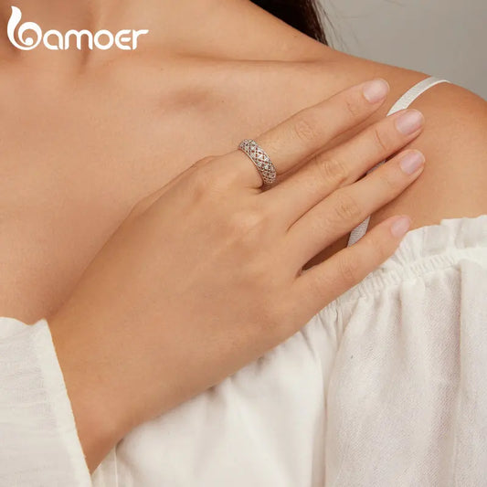 Hollow Pattern Wide Ring