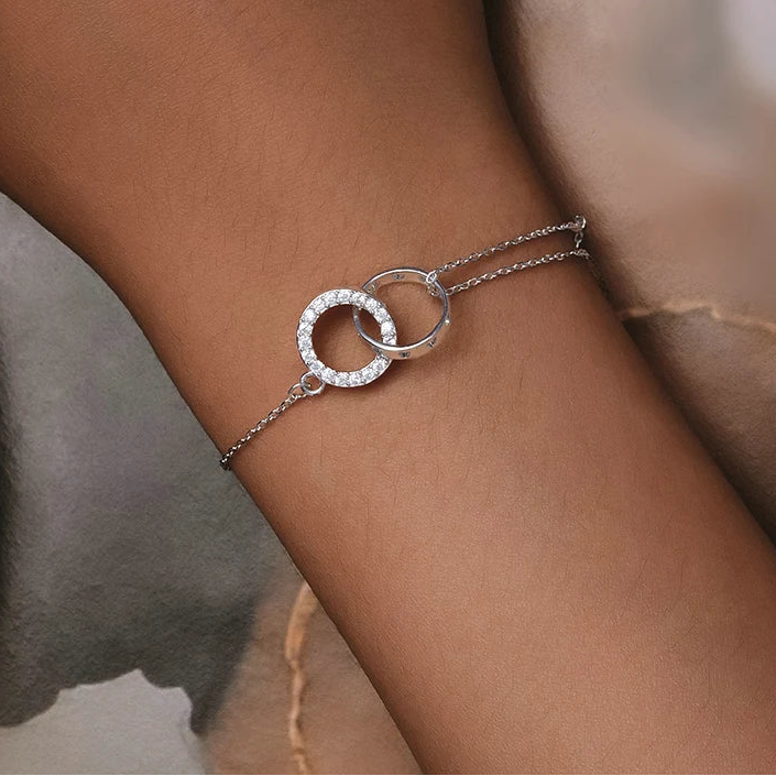 Double Circle Chain Bracelet